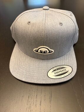 NWT Radmor Adjustable Golf Hat